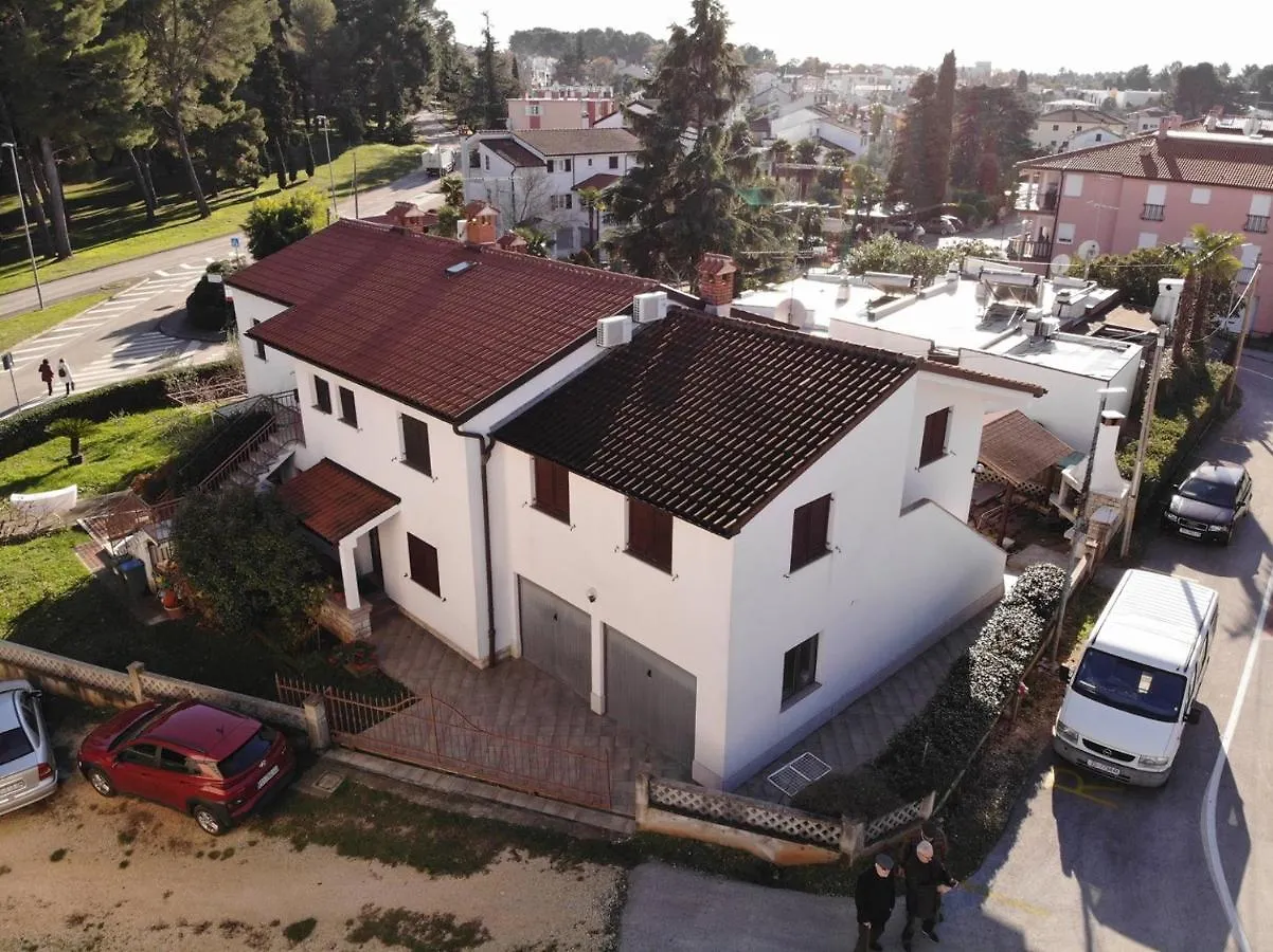 Apartments Kadum Porec Center Near The Beach Guest house