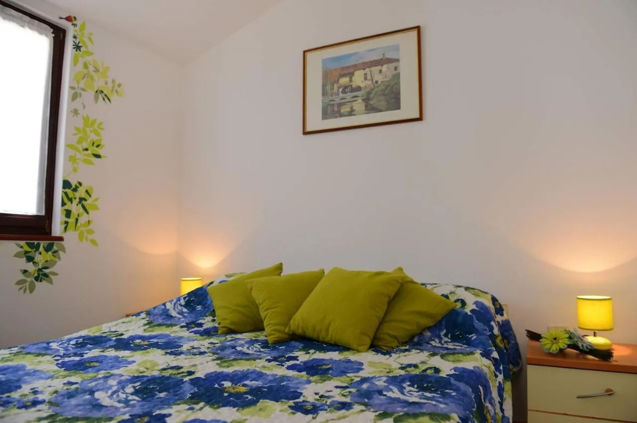 Apartments Kadum Porec Center Near The Beach Guest house